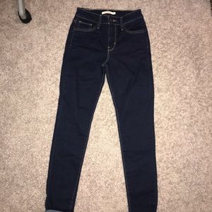 Levis 721 high rise skinny dark blue jeans